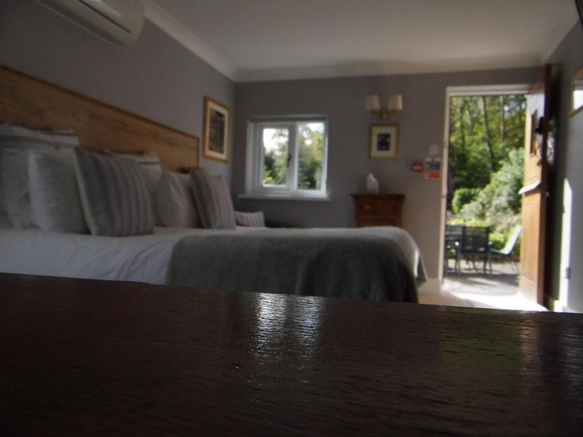 The Mill At Glynhir Bed and Breakfast Ammanford Exteriör bild